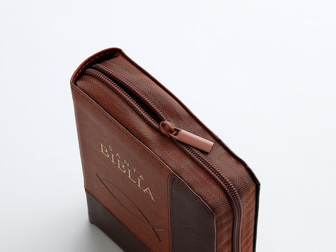 Image of BIBLIA RVR 1960 COMPACTA TRICOLOR MARRON ICHTUS SIMIL PIEL CON INDICE Y CIERRE