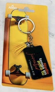Image of Llavero Acrílico con Tassel. Nadie Tenga en Poco tu Juventud
