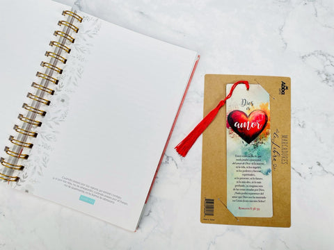 Image of Marcador de Libro con Tassel. Dios es Amor