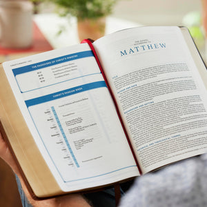 LSB MACARTHUR STUDY BIBLE 2ND EDITION: UNLEASHING GOD'S TRUTH ONE VERSE AT A TIME (BLACK GENUINE LEATHER, COMFORT PRINT, THUMB INDEXED)