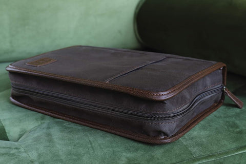Image of Forro de Biblia Extra Grande Gamuza Café Aviador 3 Cruces