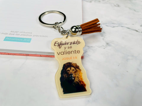 Image of Llavero Acrílico con Tassel. Esfuérzate y sé Valiente