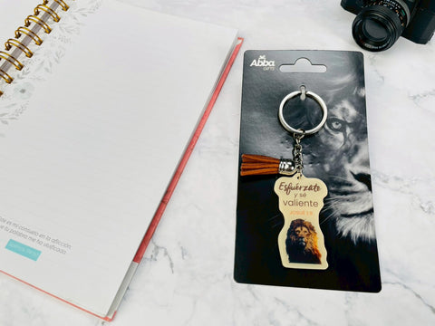 Image of Llavero Acrílico con Tassel. Esfuérzate y sé Valiente